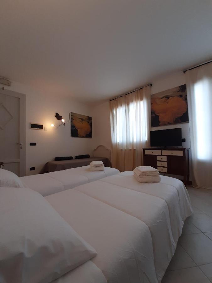 Casa Di Clara Hotel Портогруаро Екстериор снимка
