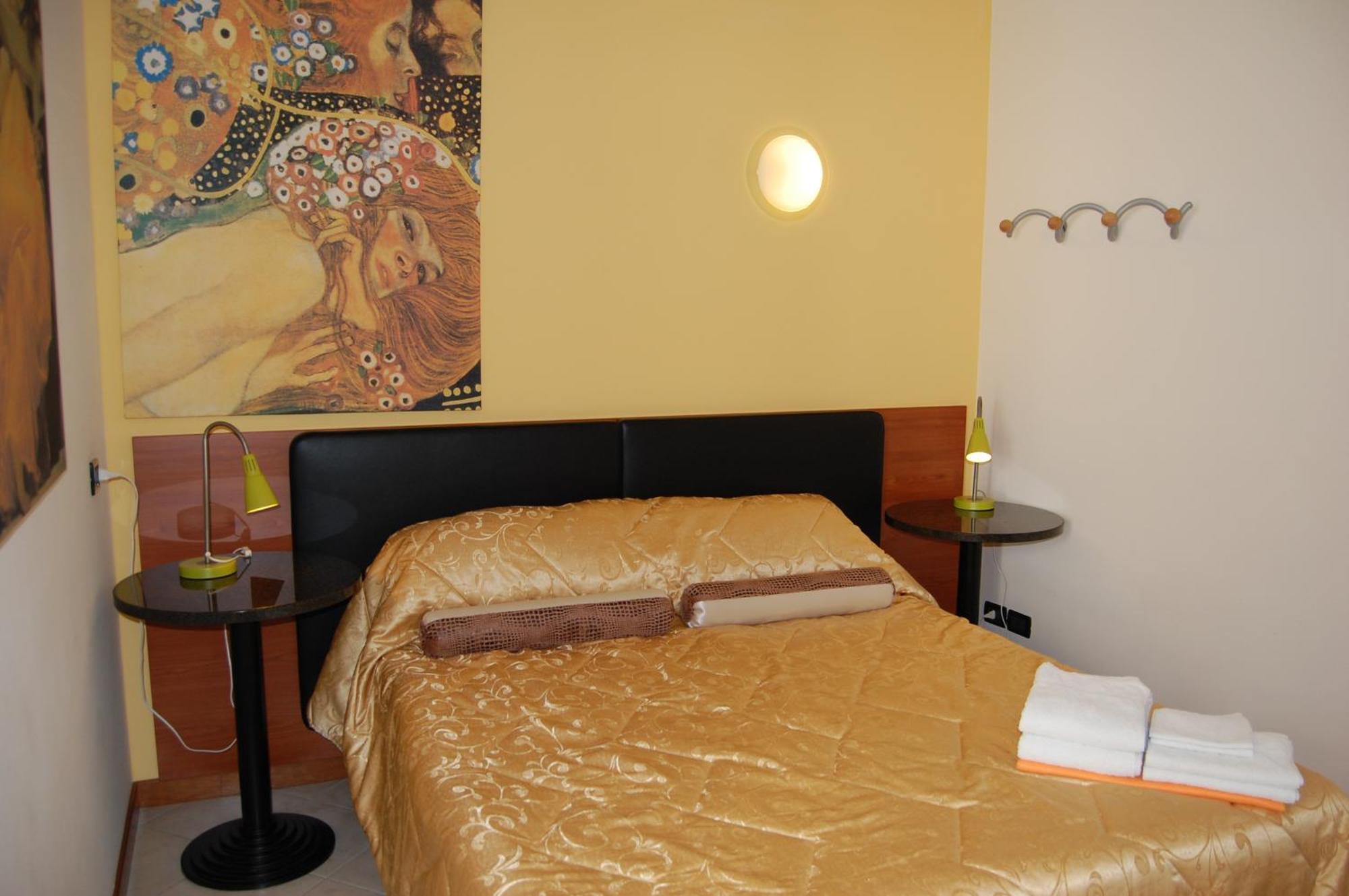 Casa Di Clara Hotel Портогруаро Екстериор снимка