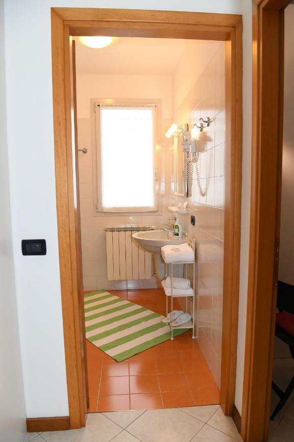 Casa Di Clara Hotel Портогруаро Екстериор снимка